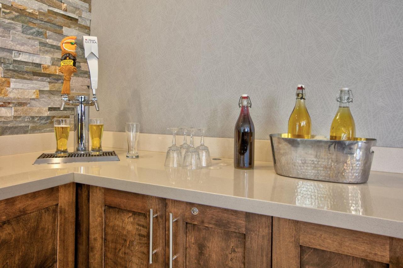 Staybridge Suites Corning By Ihg Экстерьер фото
